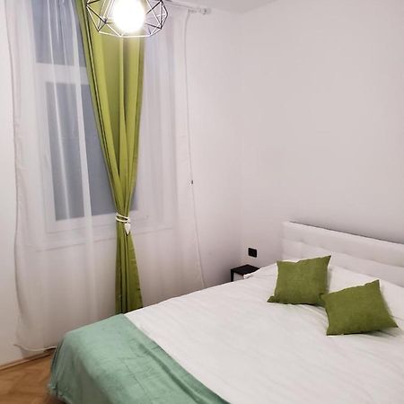 Basarab 3 Apartman Brassó Kültér fotó